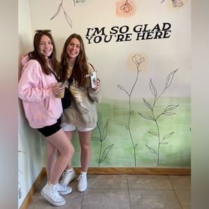 Meet your Posher, Brooke